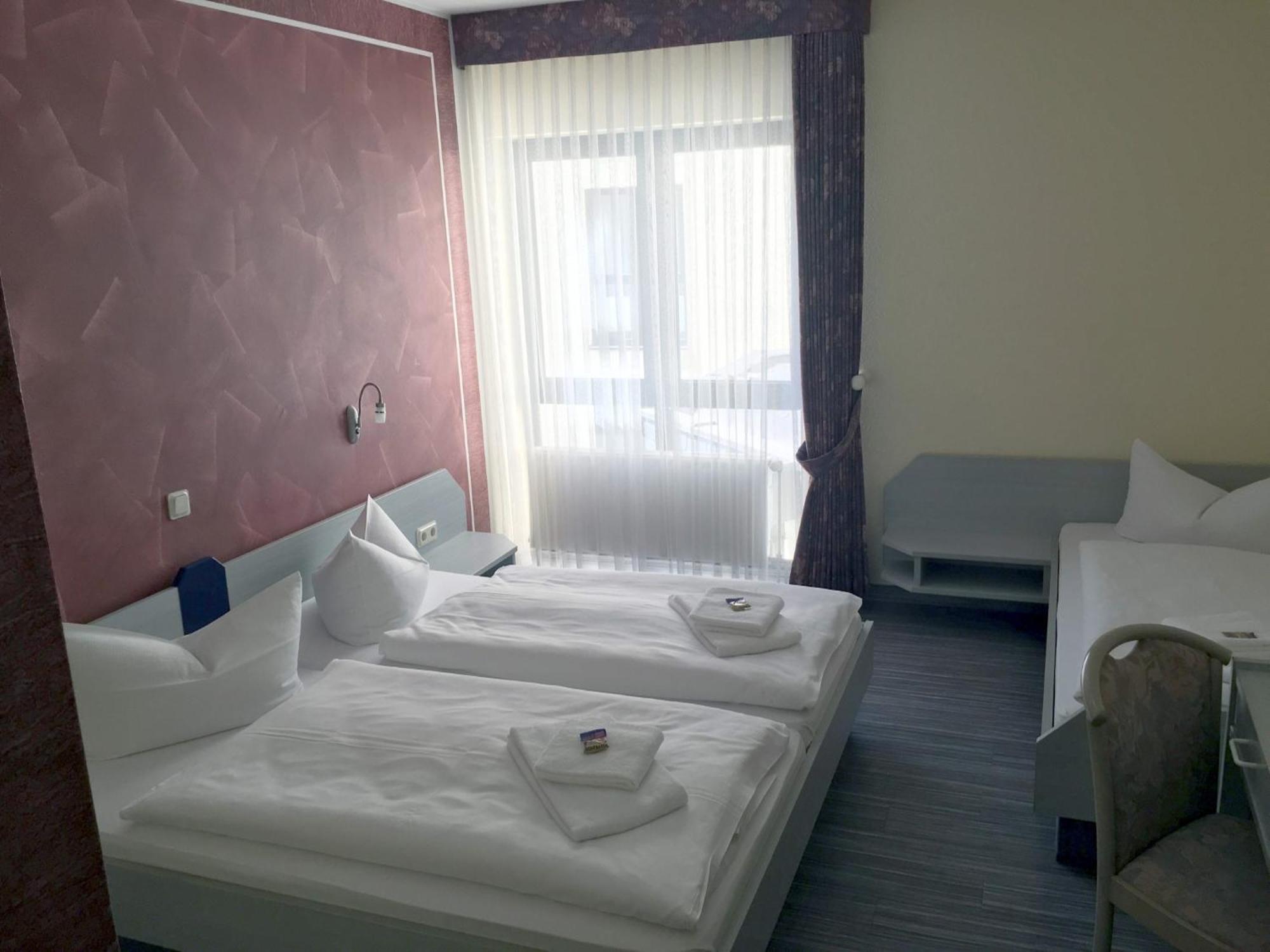 Hotel Landsknecht Uckerath المظهر الخارجي الصورة