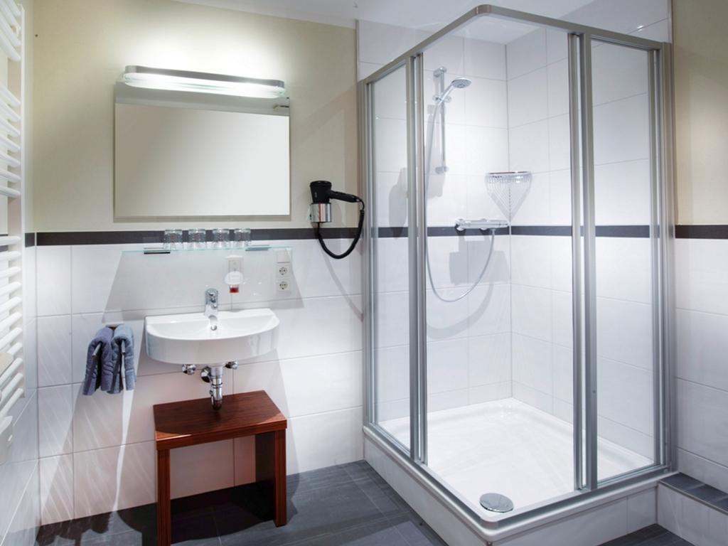 Hotel Landsknecht Uckerath المظهر الخارجي الصورة